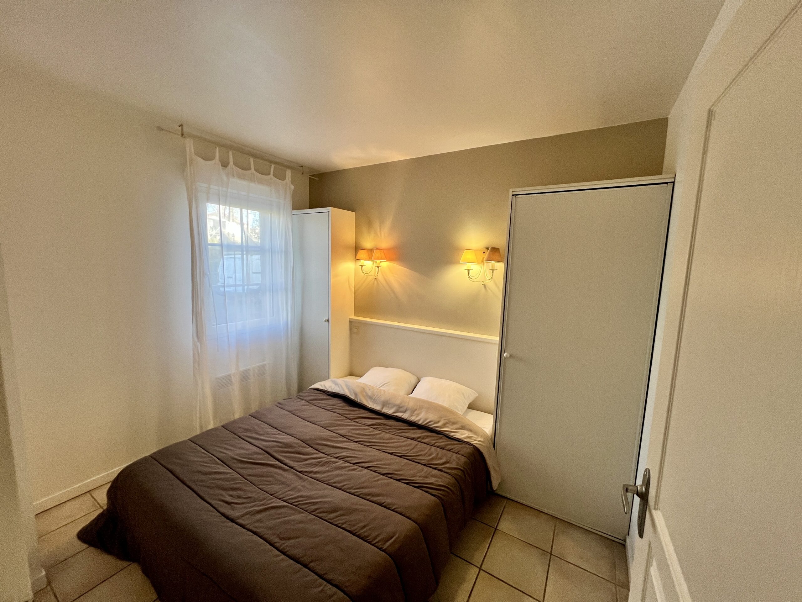 Chambre Parents Appartement Morea Pmr Pour 4 Personnes En Location à Biarritz
