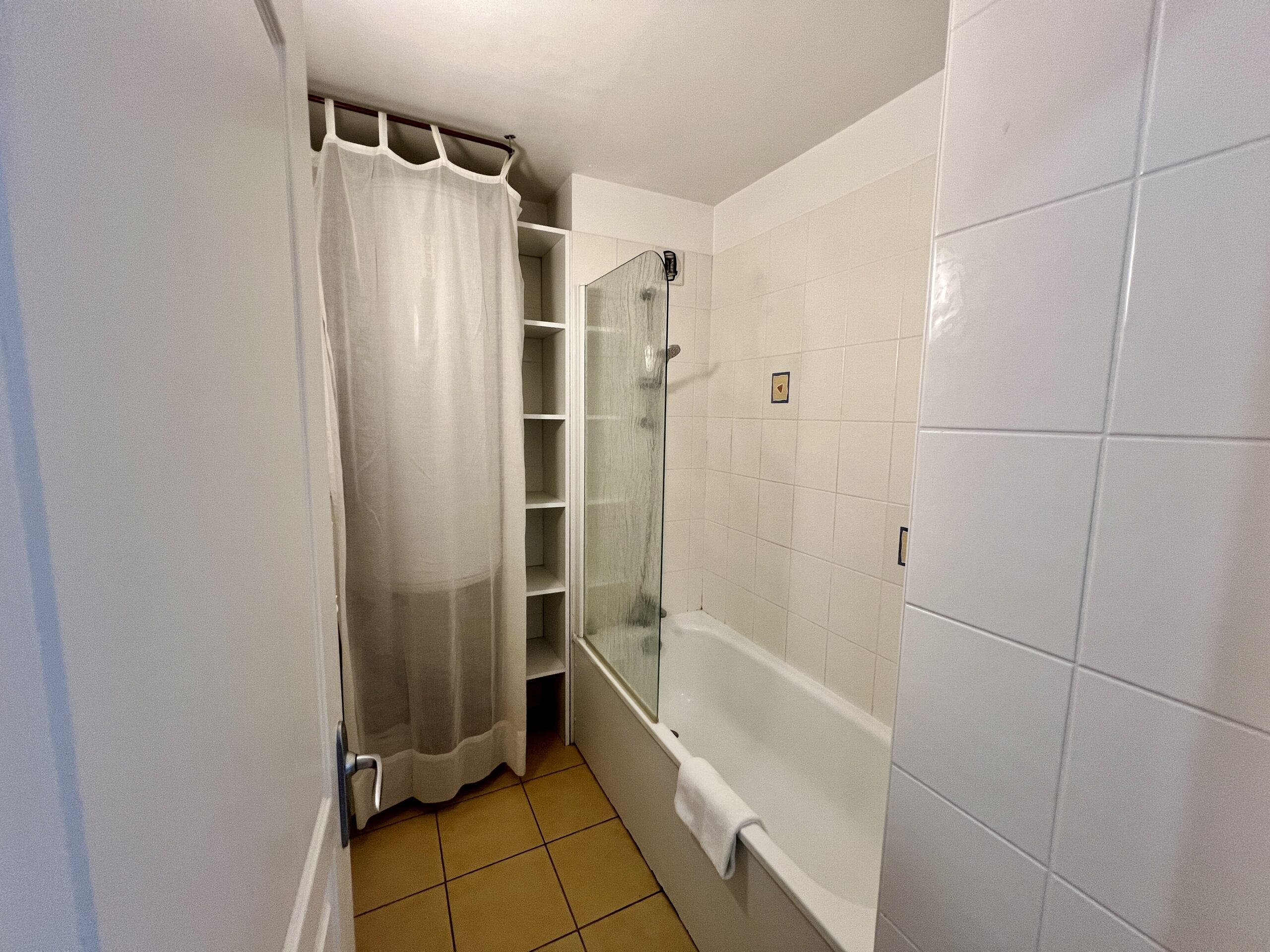 Salle De Bain Appartement Morea Pour 4 Personnes En Location à Biarritz